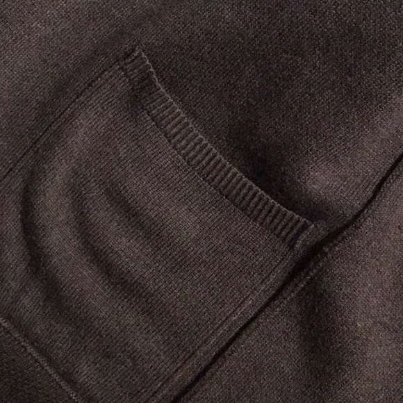 Beautiful Lululemon Green cardigan - Picture 5 of 8